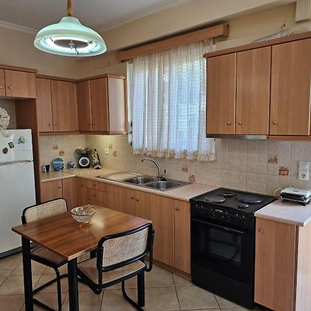 Eva'S Apartment Poros  Екстериор снимка